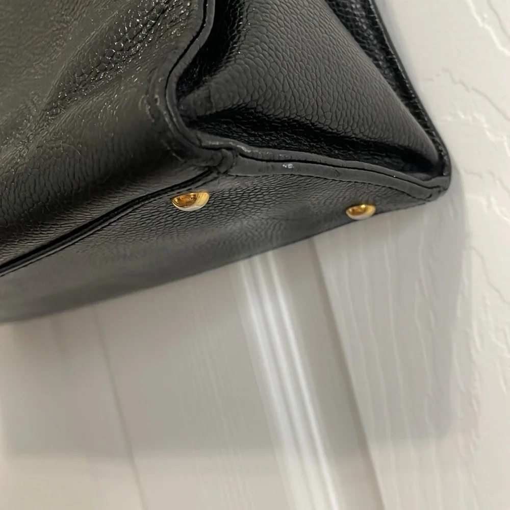 CHANEL Caviar Embroidered Logo Shoulder Bag